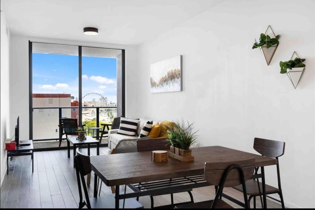 Gorgeous 2br/2bth In The Heart Of Miami